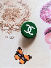 Load image into Gallery viewer, 17 mm buttons,metal,emaille,green
