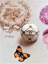 Load image into Gallery viewer, 20 mm,stamped buttons, gripox,gold metal
