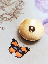 Load image into Gallery viewer, 20 mm   buttons, gold metal,emaille
