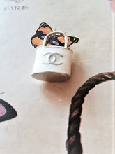 Load image into Gallery viewer, 19/11 mm  buttons,pendant,bilateral,gripox,silver metal
