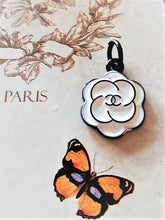 Load image into Gallery viewer, 14 mm stamped, camellia buttons,pendant,emaille metal
