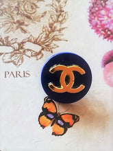 Load image into Gallery viewer, 20 mm navy blue buttons, gold metal,emaille
