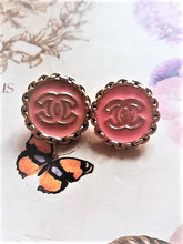 Load image into Gallery viewer, 15 mm buttons,metal,emaille
