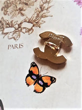 Load image into Gallery viewer, 19 mm stamped buttons,gold metal
