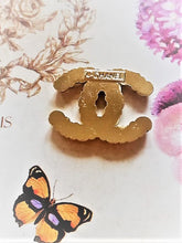 Load image into Gallery viewer, 21,5 mm stamped  buttons pendant,zirkonia,gold metal
