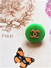 Load image into Gallery viewer, 16 mm stamped  buttons ,resin,metal
