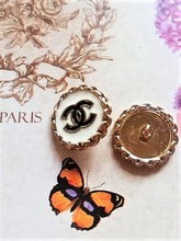 Load image into Gallery viewer, 15 mm buttons,emaille.gold metal
