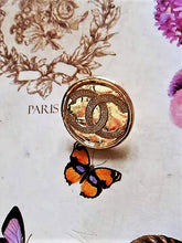 Load image into Gallery viewer, 20 mm stamped buttons,gold metal
