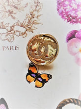 Load image into Gallery viewer, 20 mm stamped buttons,gold metal
