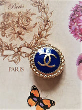 Load image into Gallery viewer, 20 mm stamped navy blue, buttons,gold metal

