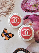 Load image into Gallery viewer, 20 mm stamped buttons,gripox,metall
