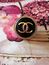 Load image into Gallery viewer, 20 mm stamped buttons,metal,gripox
