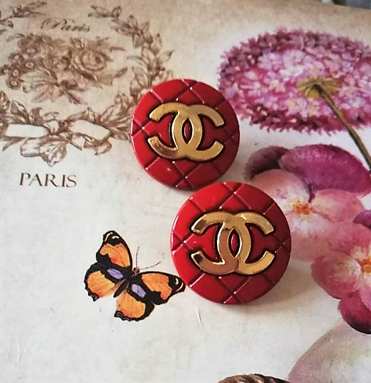 20 mm buttons,metal,emaille,red,quilted