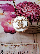 Load image into Gallery viewer, 20 mm stamped buttons,zirkonia ,gold metal
