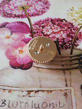Load image into Gallery viewer, 20 mm stamped buttons,zirkonia ,gold metal
