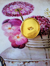 Load image into Gallery viewer, 23 mm stamped buttons,metal,faux perlen
