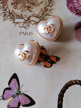 Load image into Gallery viewer, 18 mm buttons,faux perlen
