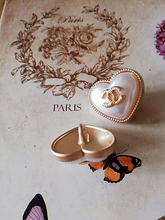 Load image into Gallery viewer, 18 mm buttons,faux perlen
