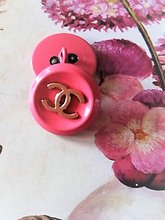 Load image into Gallery viewer, 17 mm buttons,emaill,emetal
