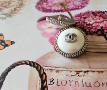 Load image into Gallery viewer, 20 mm matt perlen buttons
