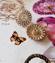 Load image into Gallery viewer, 20 mm buttons ,metal,emaille,zirkonia
