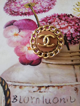 Load image into Gallery viewer, 23 mm stamped,gripox,metal,buttons ,gold metal
