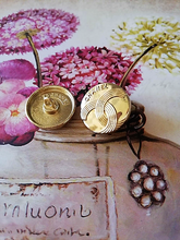 Load image into Gallery viewer, 18 mm stamped buttons metal
